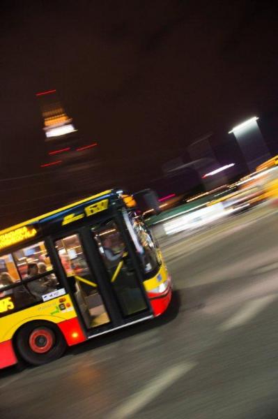 Kierowca Nocnego Autobusu Zatrzyma Z Odzieja Ztm Warszawa