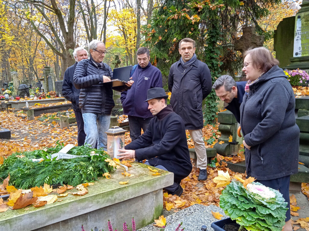 Powązki-uczczenie pamięci zasłużonych pracowników ZTM