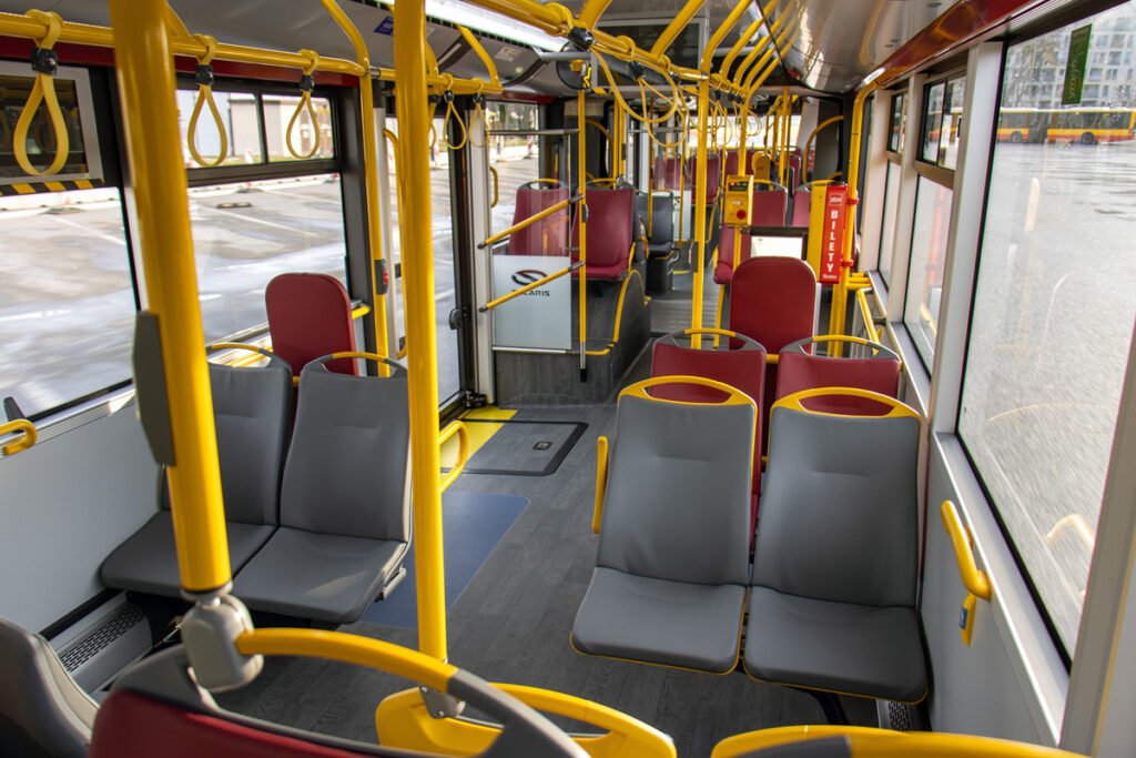 Wnętrze autobusu elektrycznego